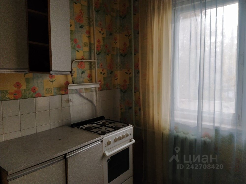 Сдам однокомнатную квартиру 33м² Солнечная ул., 15, Новочебоксарск, Чувашская респ. - база ЦИАН, объявление 242708420