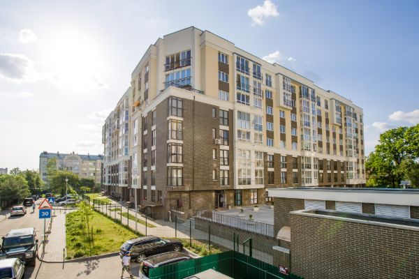 Многофункциональный комплекс на ул. Красносельская, 82к1