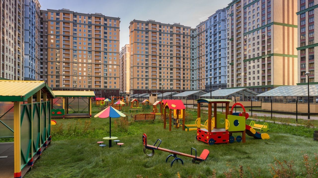 продажа квартир Времена года