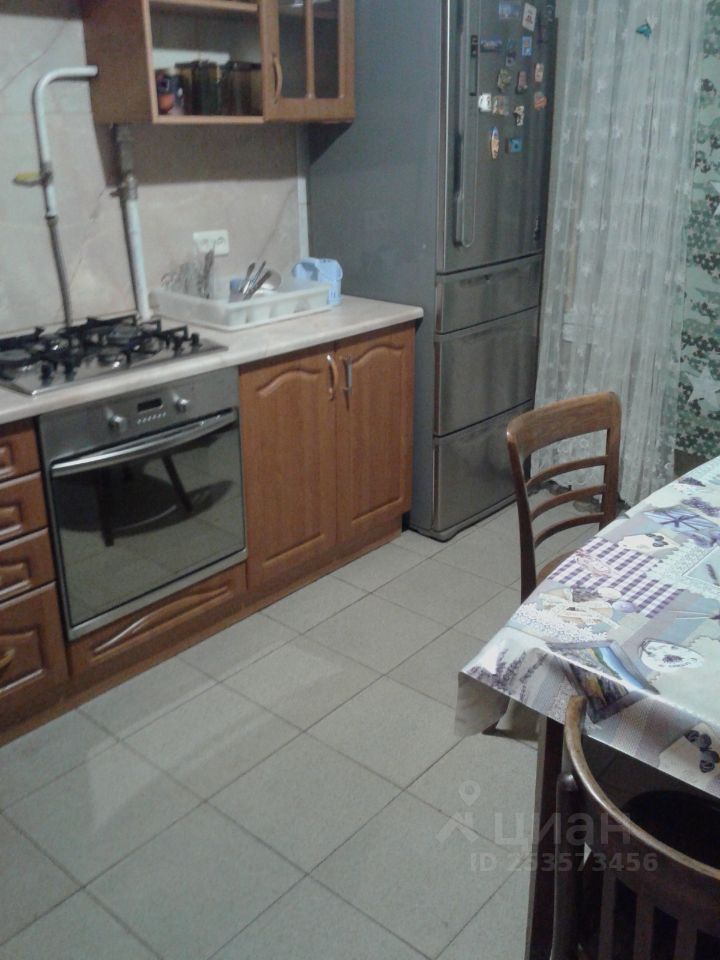 Продажа трехкомнатной квартиры 70м² Днепропетровская ул., 23К1, Москва, ЮАО, р-н Чертаново Центральное м. Южная - база ЦИАН, объявление 253573456