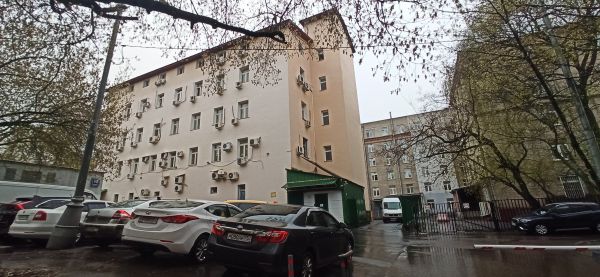 Отдельно стоящее здание на ул. Азовская, 15А