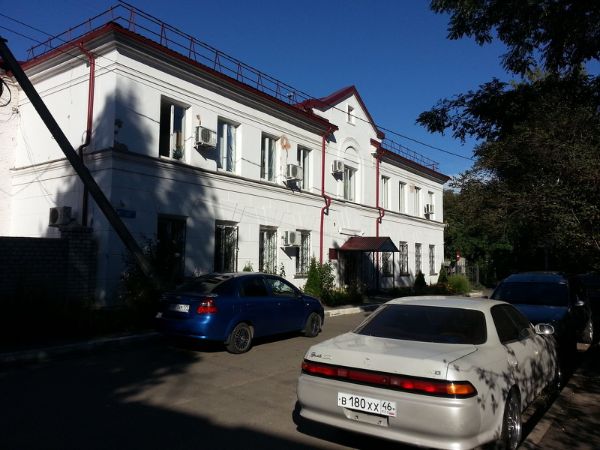 Административное здание на ул. Радищева, 103