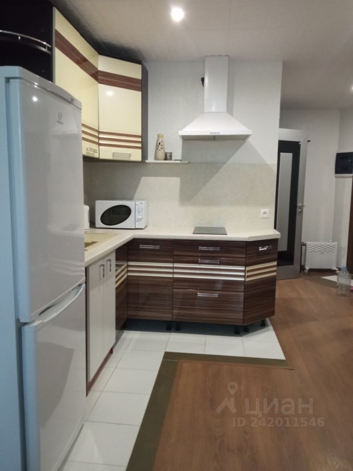 Аренда однокомнатной квартиры 43м² ул. Энгельса, 37, Москва, НАО (Новомосковский), Внуковское поселение, дск Мичуринец поселок м. Рассказовка - база ЦИАН, объявление 242011546