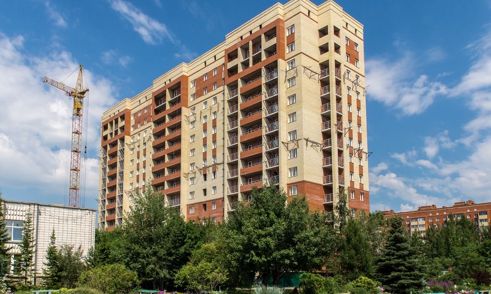 купить квартиру в ЖК на Комарова 13