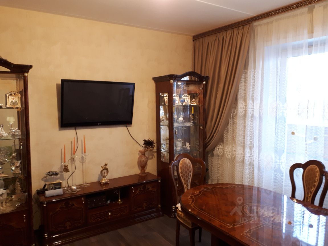 Продаю трехкомнатную квартиру 56м² ул. Виктора Уса, 1, Новосибирск, Новосибирская область, р-н Кировский, мкр. Акатуйский - база ЦИАН, объявление 213324494