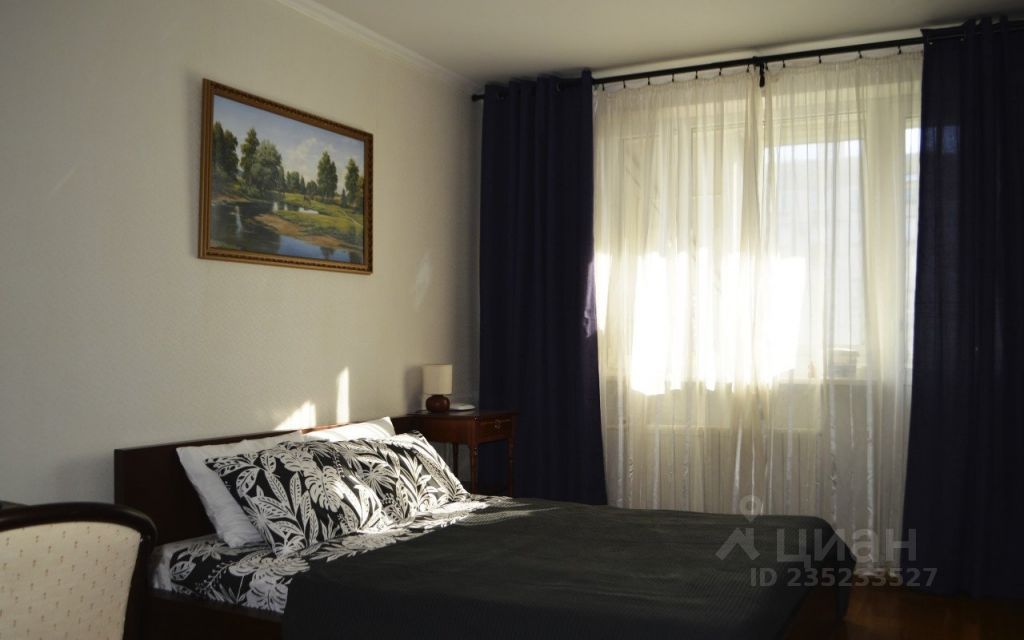 Сдам однокомнатную квартиру 40м² Новокосинская ул., 19, Москва, ВАО, р-н Новокосино м. Новокосино - база ЦИАН, объявление 235233527