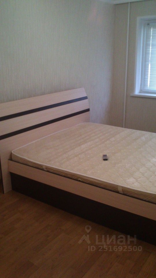 Снять однокомнатную квартиру 42м² Весенняя ул., 7, Владикавказ, Северная Осетия - Алания респ., р-н Северо-Западный - база ЦИАН, объявление 251692500