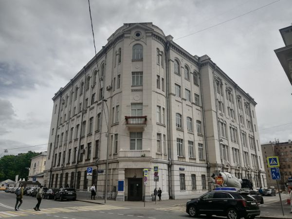 Офисное здание на ул. 2-я Бауманская, 7с1