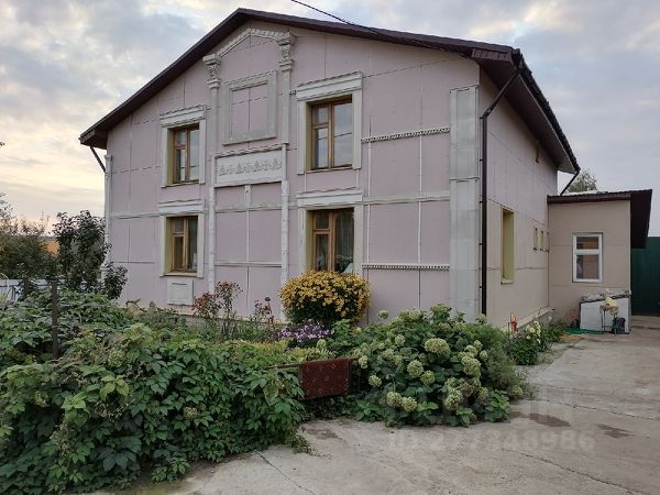 Продажа частных домов с садом в Киевской области