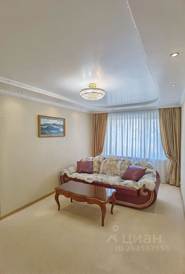 Продажа четырехкомнатной квартиры 82.2м² Дальневосточная ул., 10 ...