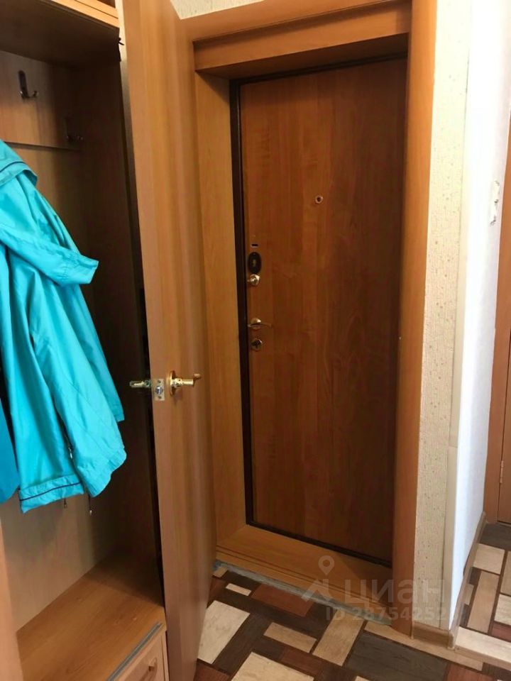 Продаю трехкомнатную квартиру 55.8м² Заречная ул., 13, Сертолово ...