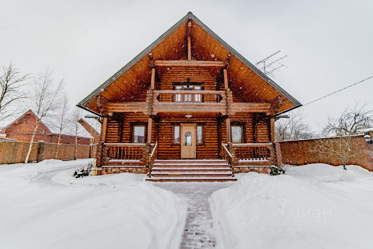 Купить коттедж 190м² ул. Кирова, 127, Звенигород, Московская область, Одинцовский городской округ, Шихово микрорайон - база ЦИАН, объявление 250909461