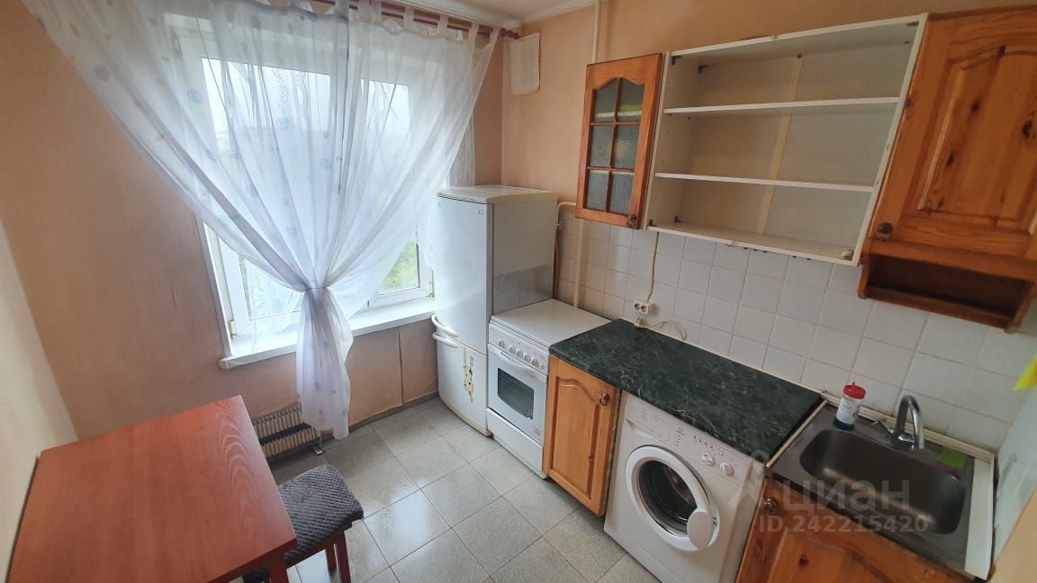 Продажа однокомнатной квартиры 32.5м² ул. Красного Маяка, 1К1, Москва, ЮАО, р-н Чертаново Центральное м. Пражская - база ЦИАН, объявление 242215420