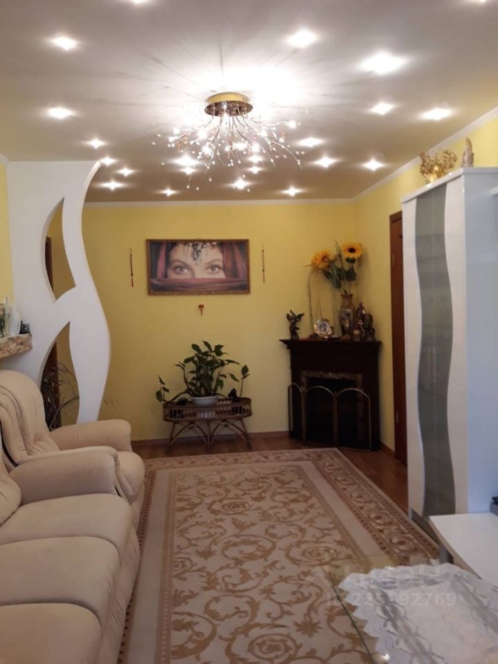 Купить трехкомнатную квартиру 63м² ул. Горького, Крым респ., Ялта городской округ, Гаспра пгт - база ЦИАН, объявление 225992769