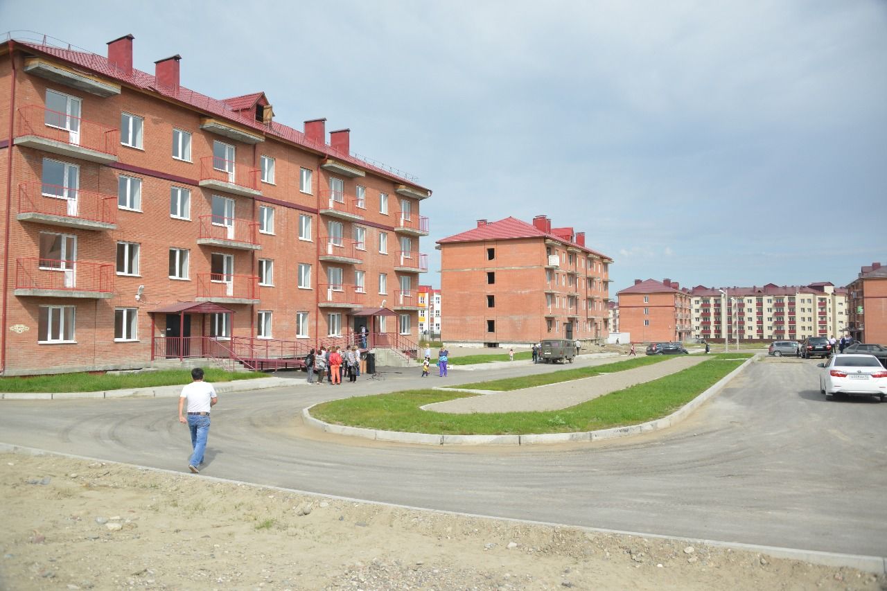 ЖК по ул. Убсу-Нурская, 12 (микрорайон Спутник)
