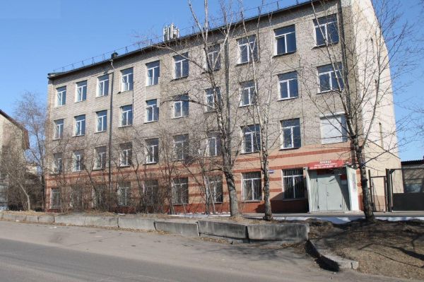 Офисное здание на ул. Января, 6
