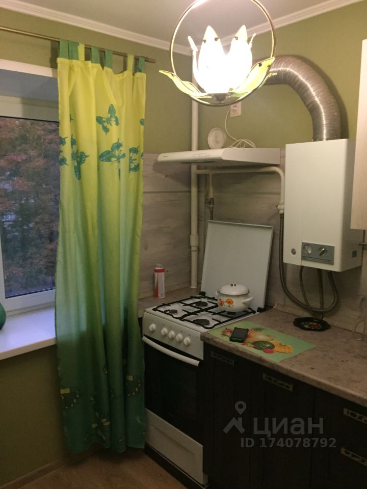 Снять однокомнатную квартиру 32м² ул. 50 лет Октября, 10, Краснозаводск, Московская область, Сергиево-Посадский район - база ЦИАН, объявление 174078792