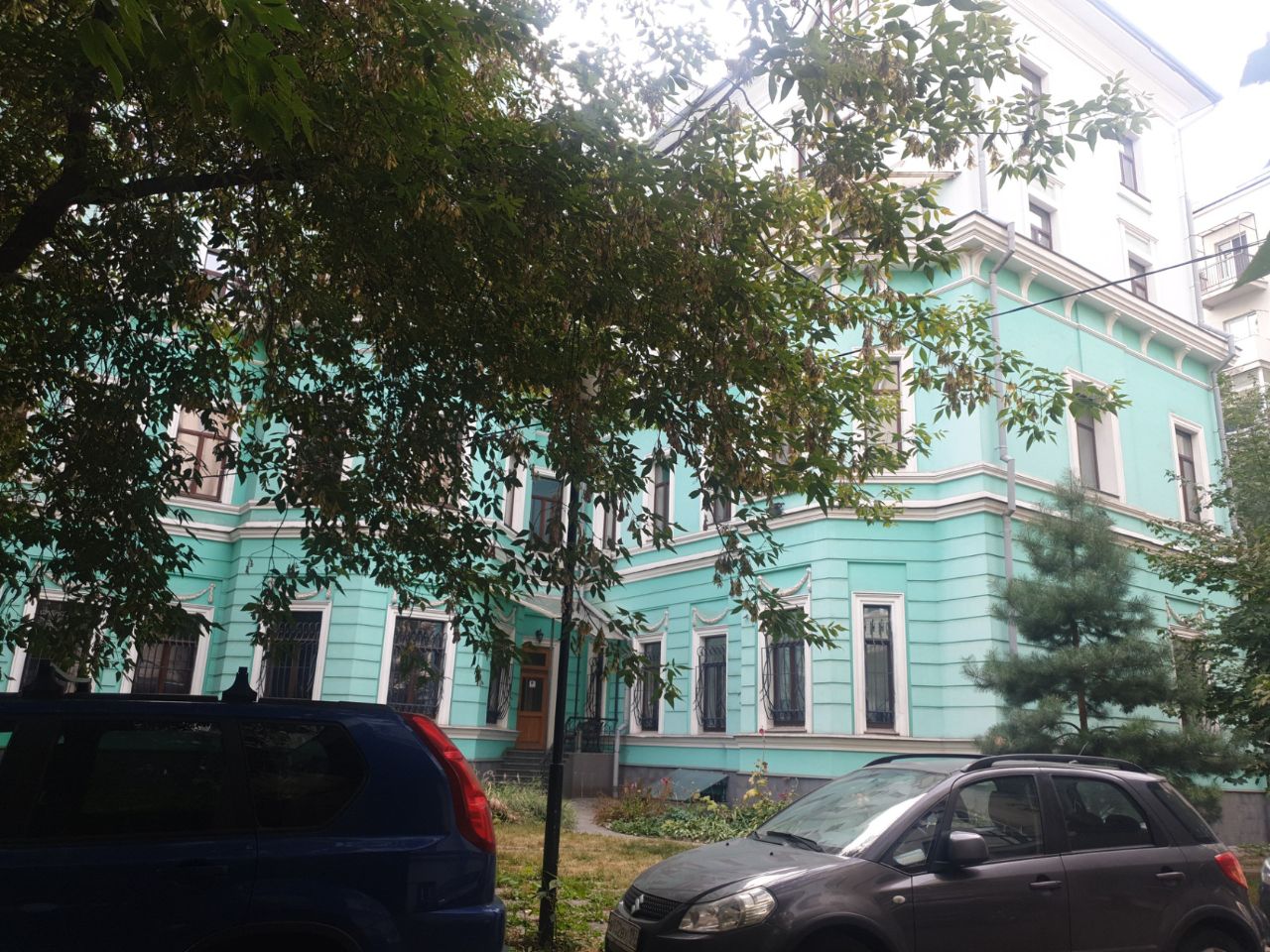 продажа помещений в БЦ на ул. Спиридоновка, 20с2