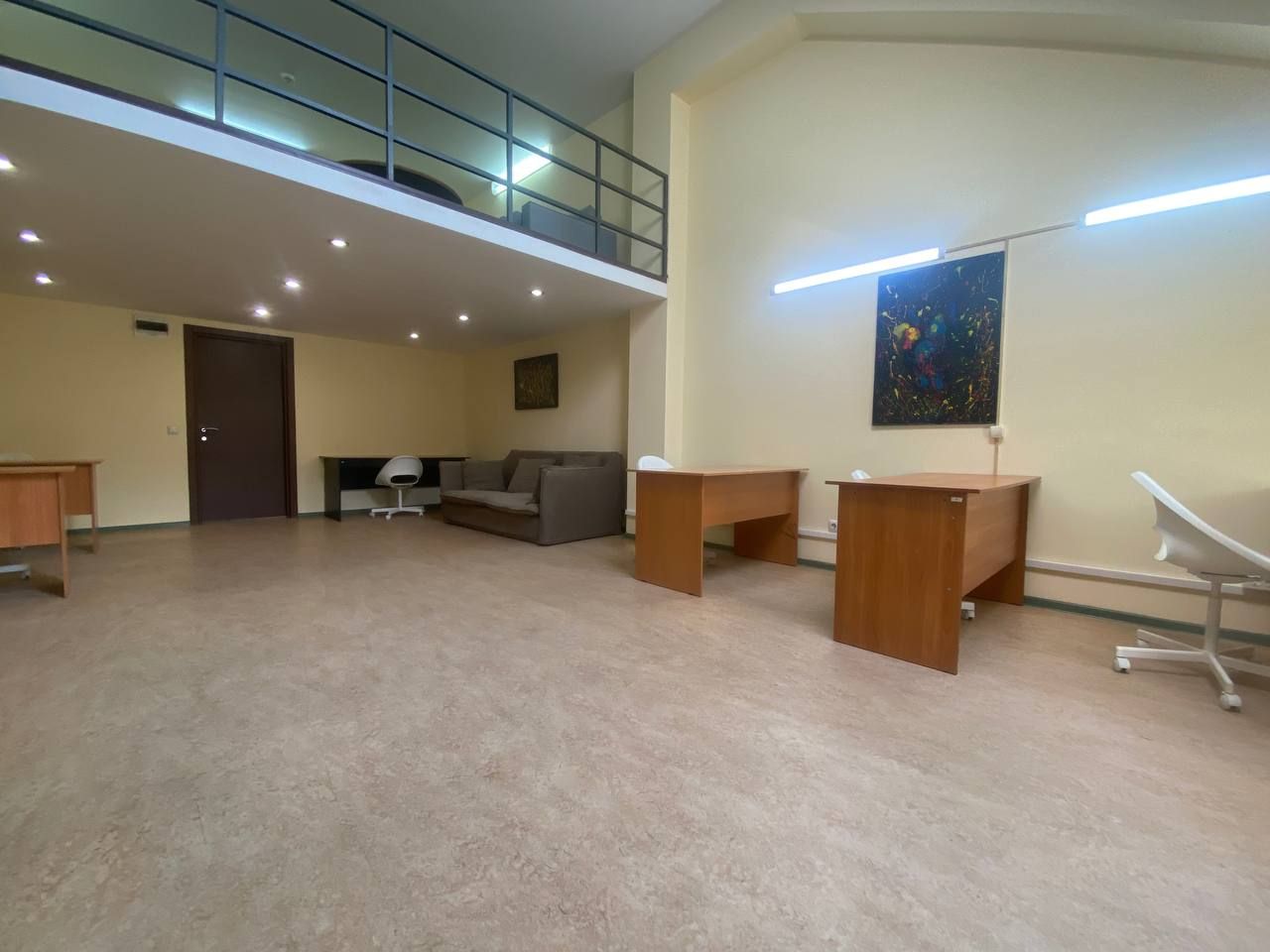 https://cdn-p.cian.site/images/22/347/631/1367432295-6.jpg