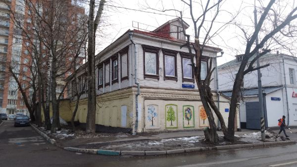 Отдельно стоящее здание на ул. Хромова, 36с5