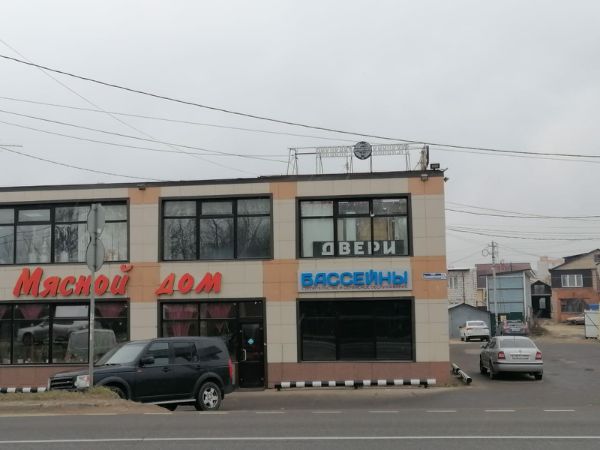 Торговый центр на ул. Советская, 73