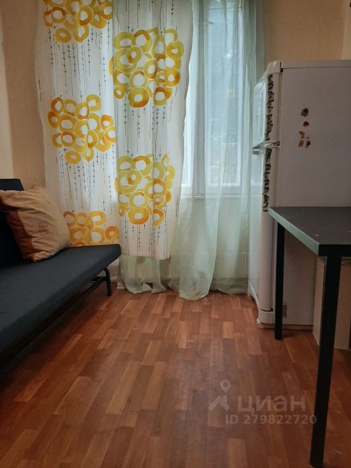 Снять однокомнатную квартиру 19м² Соловьиный проезд, 2, Москва, ЮЗАО, р ...