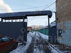 Продам гараж в гск садовники новые ворота обшит вагонкой имеется большой подвал хорошее расположение