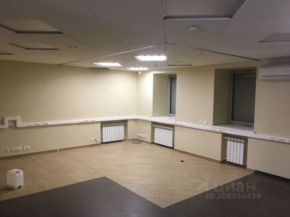 Аренда помещения свободного назначения 210м² ул. Достоевского, 15, Казань, Татарстан респ., р-н Вахитовский м. Площадь Тукая - база ЦИАН, объявление 206255479