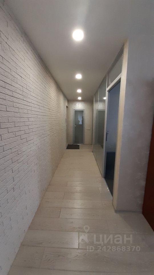 Продажа трехкомнатной квартиры 57.5м² ул. Луначарского, 94, Пермь, Пермский край, р-н Ленинский, мкр. Центр - база ЦИАН, объявление 242868370