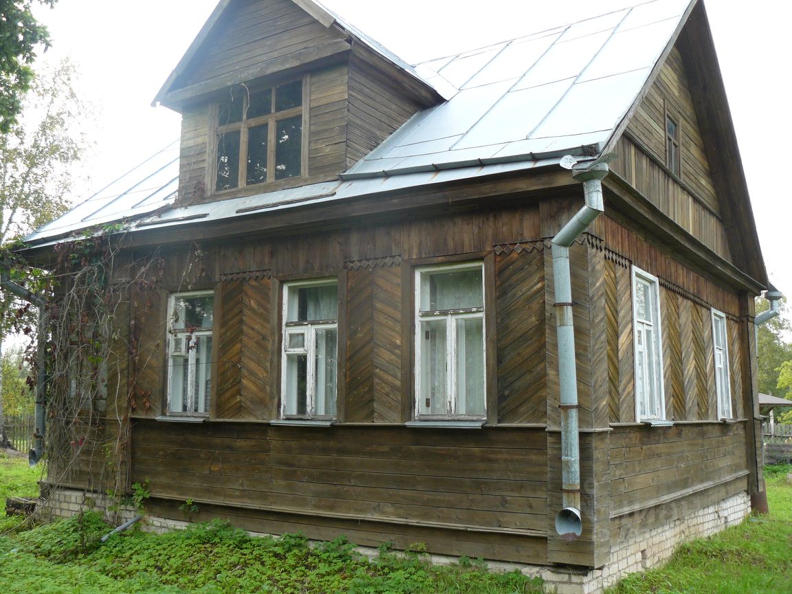 Дом в деревне новгородское. Деревня Крекша Старорусский район. Дом деревня Новгородская обл Демянский р-н. Шубино Новгородская область Старорусский район. Тулебля деревня улица мещанка.