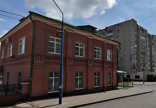 Отдельно стоящее здание на ул. Максима Горького, 2