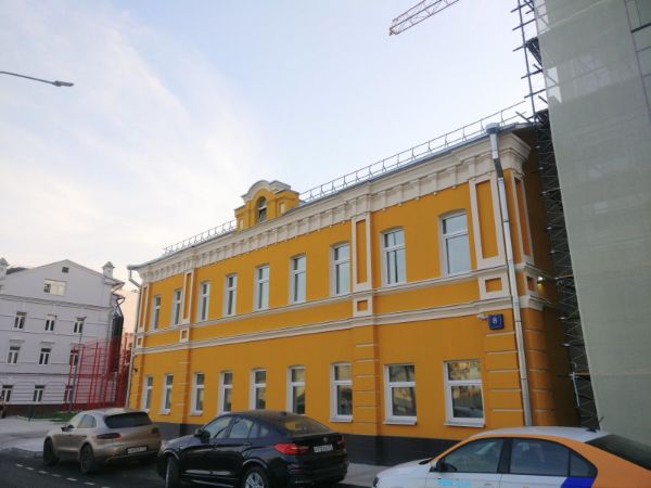 Отдельно стоящее здание на Озерковской набережной, 8с1