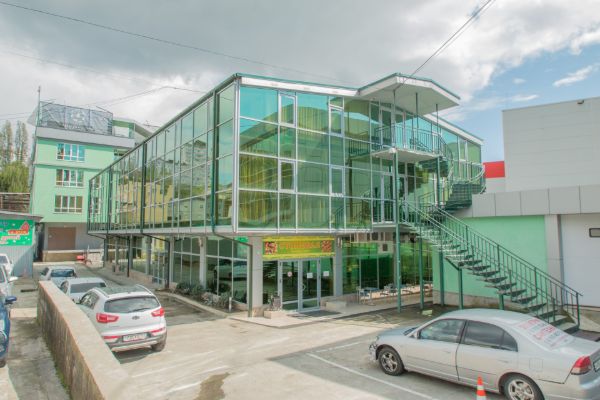 Аренда офисов деловые центры в сочи купить коммерческую недвижимость в омске на авито