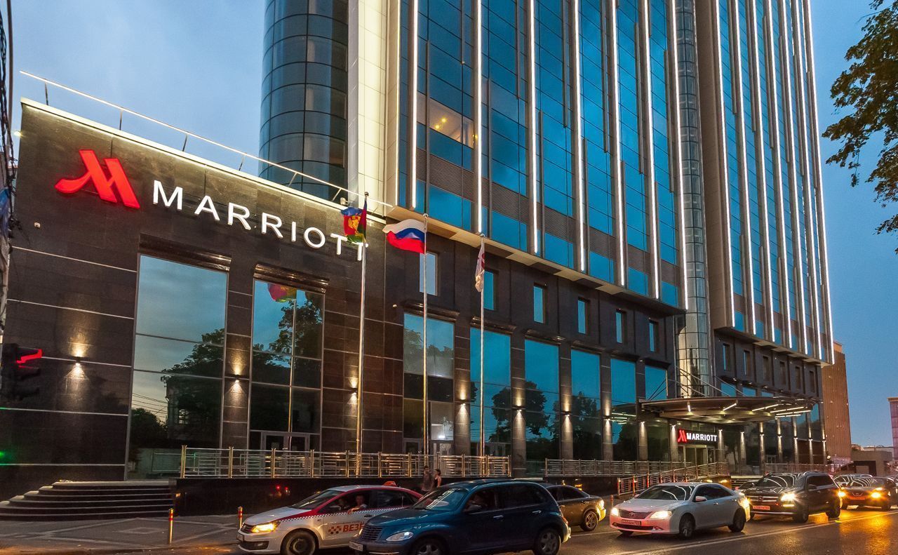 БЦ Mariott (Марриот) – аренда и продажа помещений, офисов в Бизнес Центре  Mariott (Марриот), Краснодарский край, Краснодар, Красная ул., 120 –  Коммерческая недвижимость ЦИАН