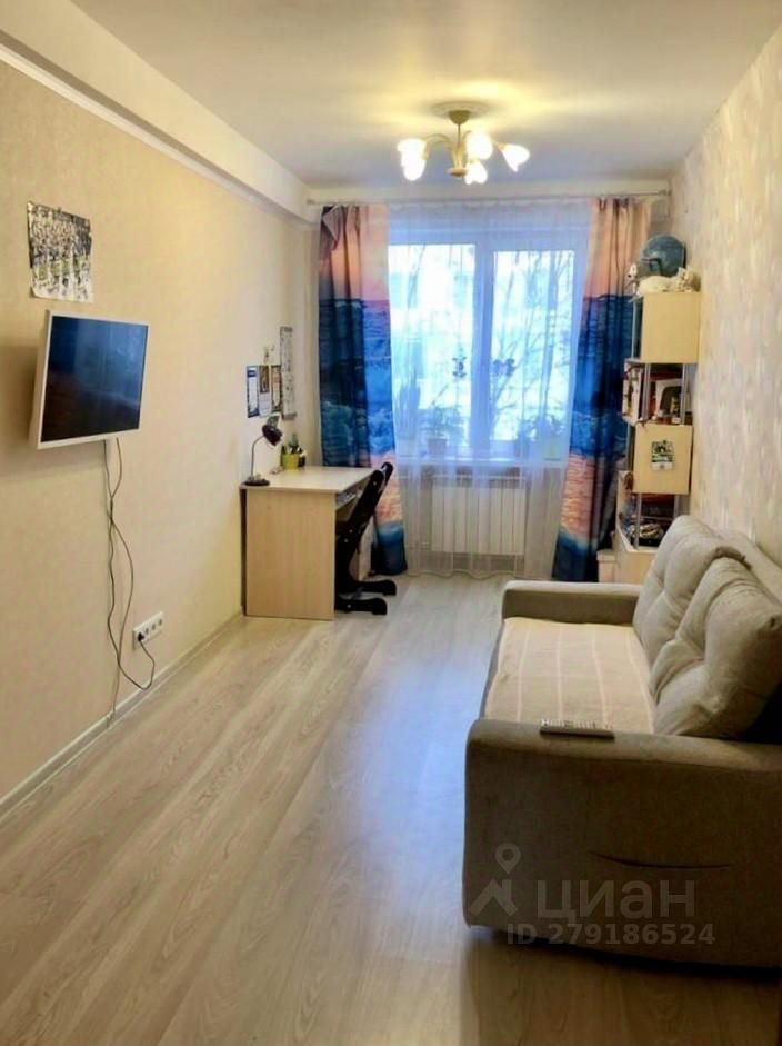Продаю трехкомнатную квартиру 58.5м² просп. Маршала Жукова, 72К4, Санкт ...