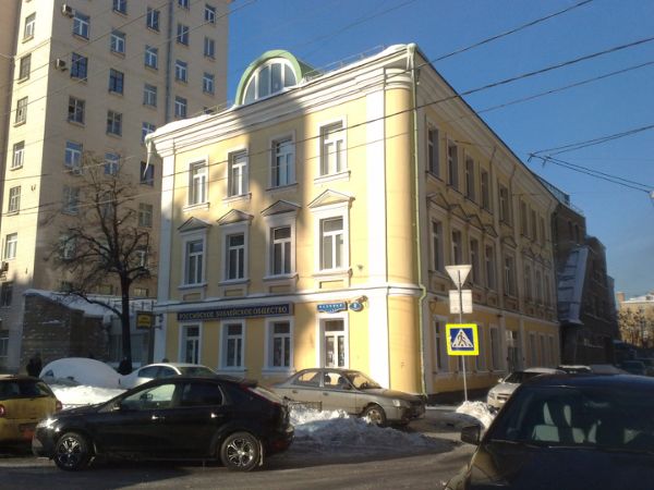 Административное здание на ул. Валовая, 8с1