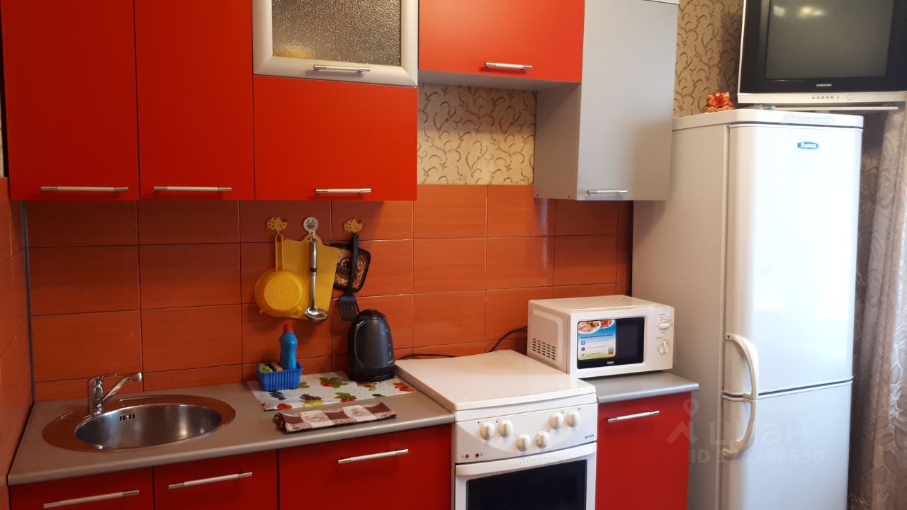 26 бакинских комиссаров 28а квартира здаюся. судостроительная ул 49к1 снять квартиру. ремонт однокомнатной квартиры судостроительная 45. квартиры в красноярске. однокомнатные квартиры надпись на объявлении.