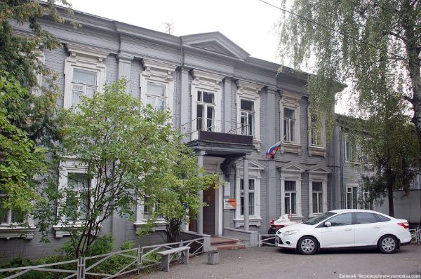 Офисное здание в проезде Загорского, 10