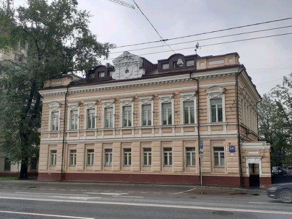 Отдельно стоящее здание на ул. Бакунинская, 54с1