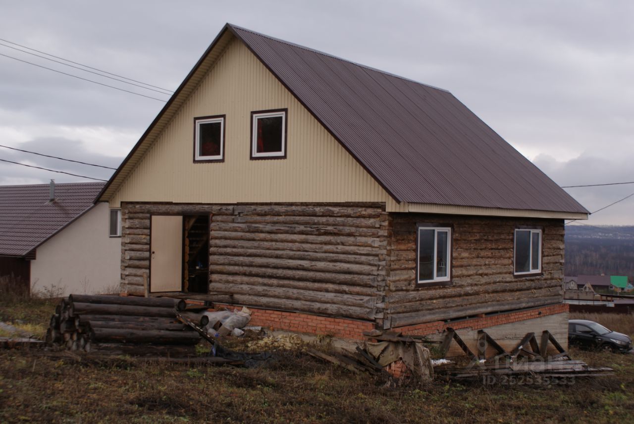 Красивый деревянный дом в Юматово