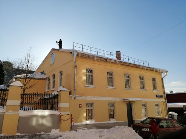 Отдельно стоящее здание в Звонарском переулке, 6с1