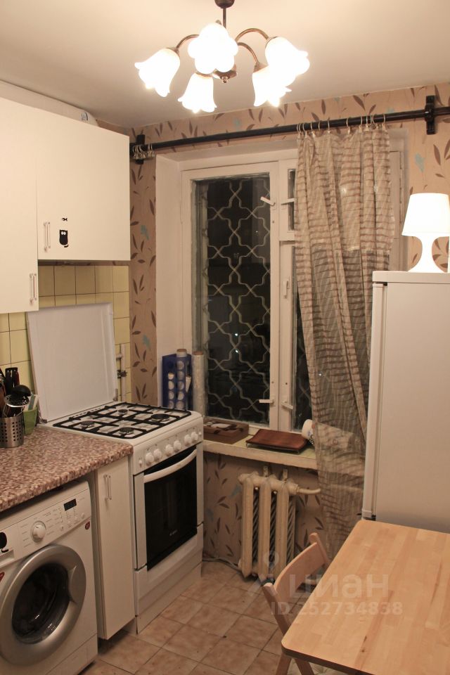 Снять двухкомнатную квартиру 46м² Черноморский бул., 5К1, Москва, ЮАО, р-н Нагорный м. Чертановская - база ЦИАН, объявление 252734838