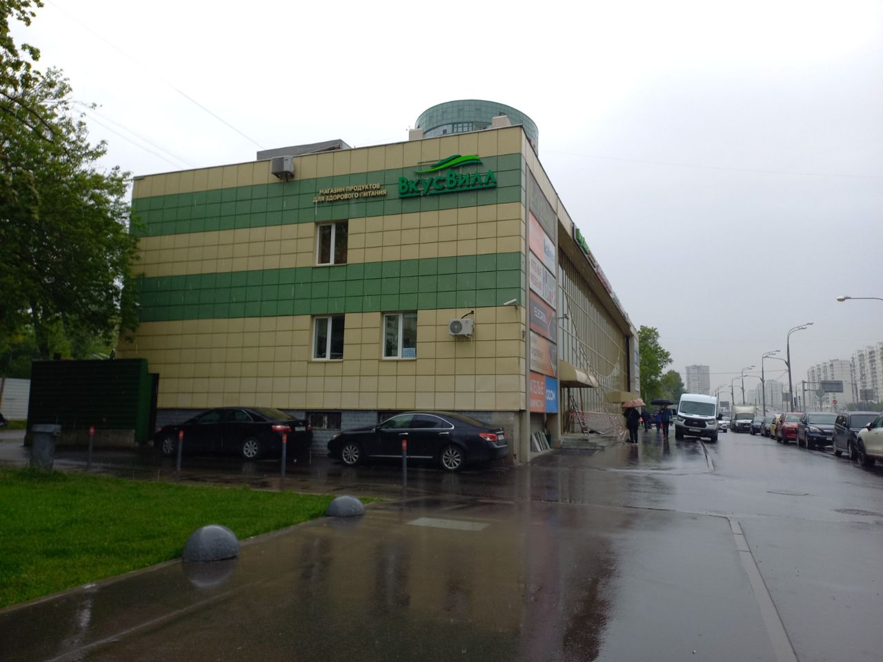 аренда помещений в ТЦ на проспекте Маршала Жукова, 52