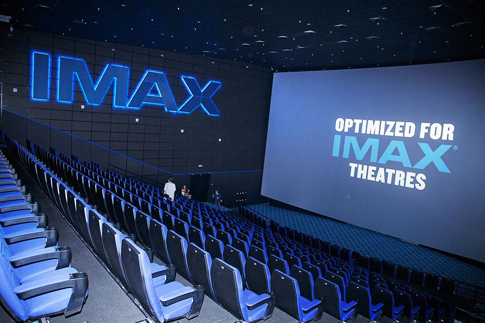 Киномакс мегамаг афиша. Зал IMAX В Авроре Самара. Зал аймакс Киномакс Самара. Кинотеатр Киномакс Самара.
