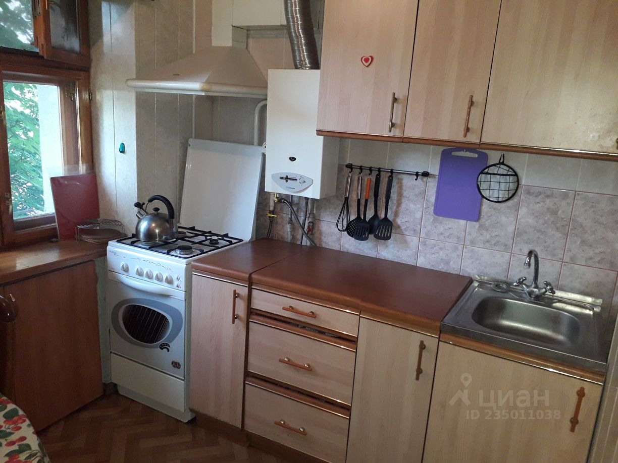 Сдам однокомнатную квартиру 35м² ул. Николая Чумичова, 34, Белгород, Белгородская область, Восточный, мкр. Центр - база ЦИАН, объявление 235011038