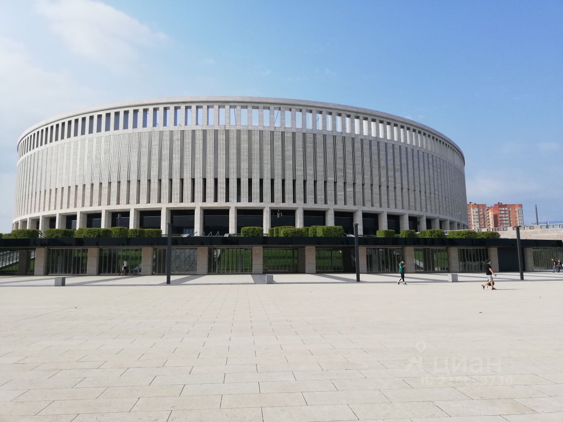 Снять жилье парк галицкого в краснодаре посуточно. Колизей в Краснодаре парк Галицкого. Храм на Восточно Кругликовской Краснодар. Квартиры рядом с стадионом Краснодар. Coliseum Краснодар цены.