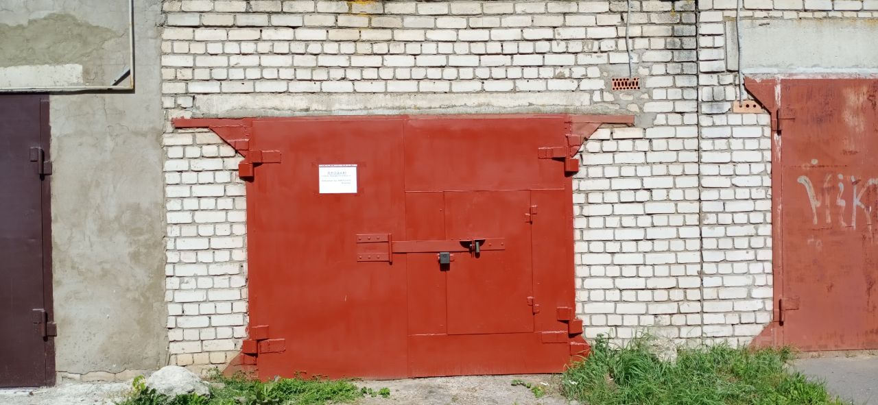Авито рыбинск гаражи. Щит гаражного кооператива. Ладожский гараж. Гараж Пенза. Гараж ул Ладожская 37