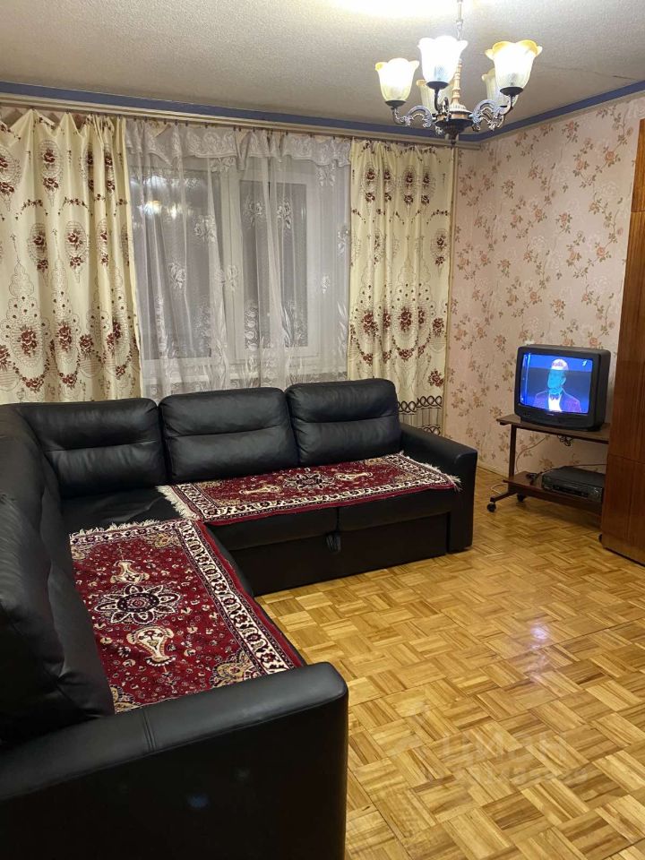 Аренда двухкомнатной квартиры 50м² ул. имени 50-летия ВЛКСМ, 19, Ижевск, Удмуртская респ., р-н Октябрьский, мкр. Северо-Западный - база ЦИАН, объявление 251485939