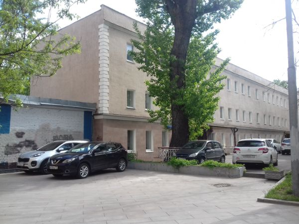 Офисное здание в Малом Златоустинском пер., 6с3