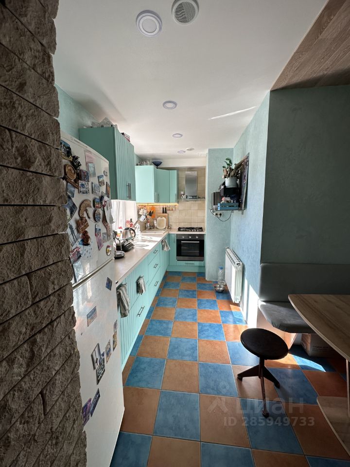 Продаю трехкомнатную квартиру 74.7м² Загребский бул., 27/16, Санкт ...